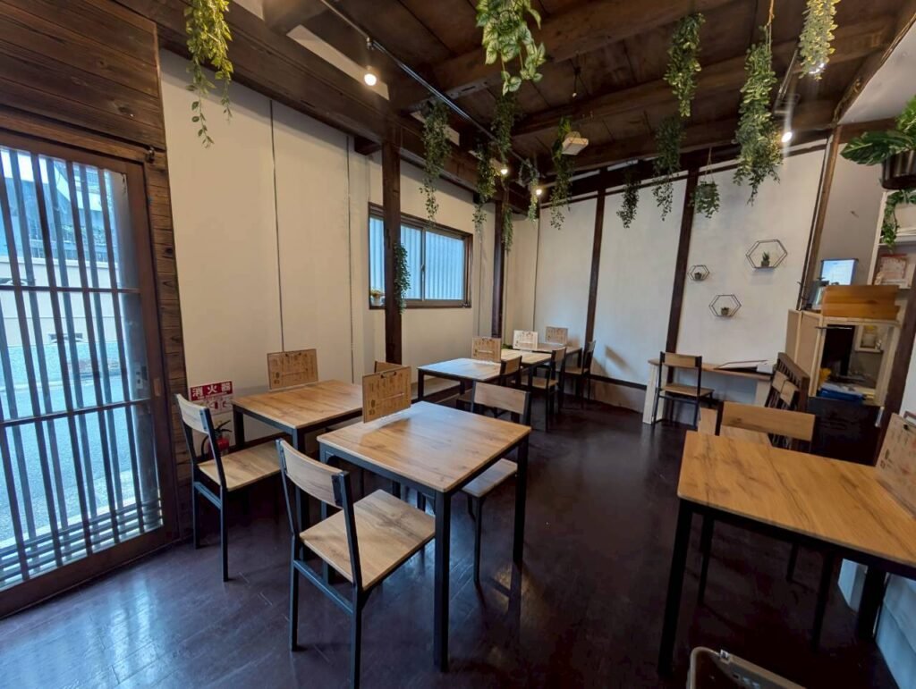 いすとテーブル
